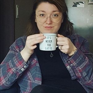 Meet your Posher, Angelique